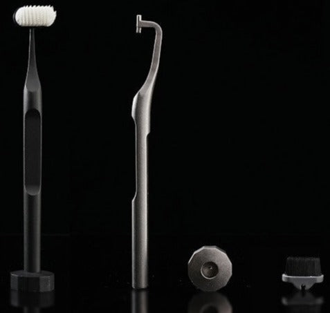 Clean One 2.0 - Scientific Vertical Brush Toothbrush