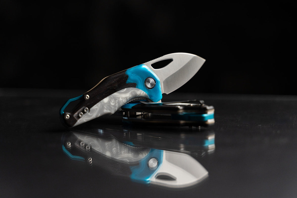 &quot;Bella&quot; | The Blue Wren EDC Pocket Knife