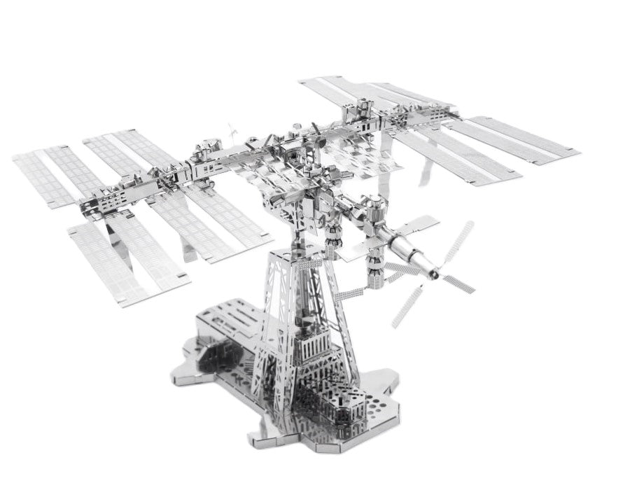 Metal Time Models - Build Your Own Astronaut’s Lodge Space Station