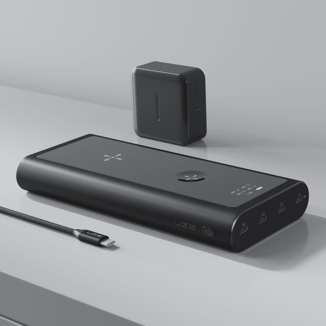 BOLD 2 - Fast charging 290W power bank with Qi2 wireless - UZE