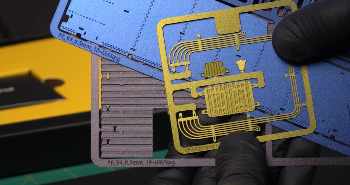 Metal Time Models - Polar Steel Magic Express (Color Version)