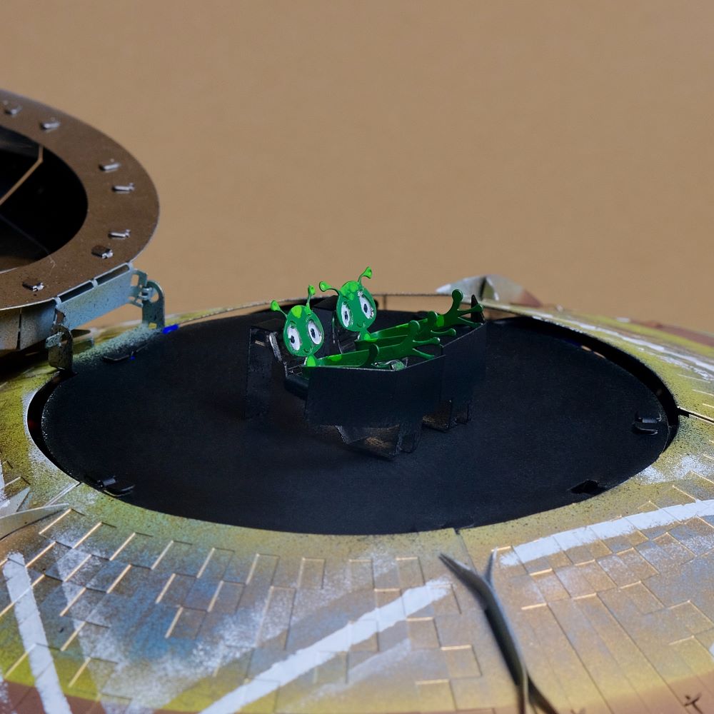 Assemble the Bold Stellar Raiders Spaceship