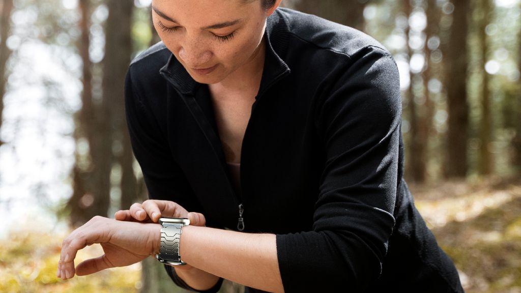 Smartlet One Classic - Where Mechanical Elegance Meets Smart Precision