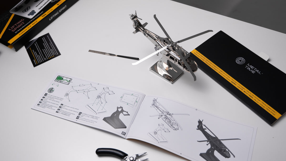 Metal Time Models - Lifting Spirit Helicopter