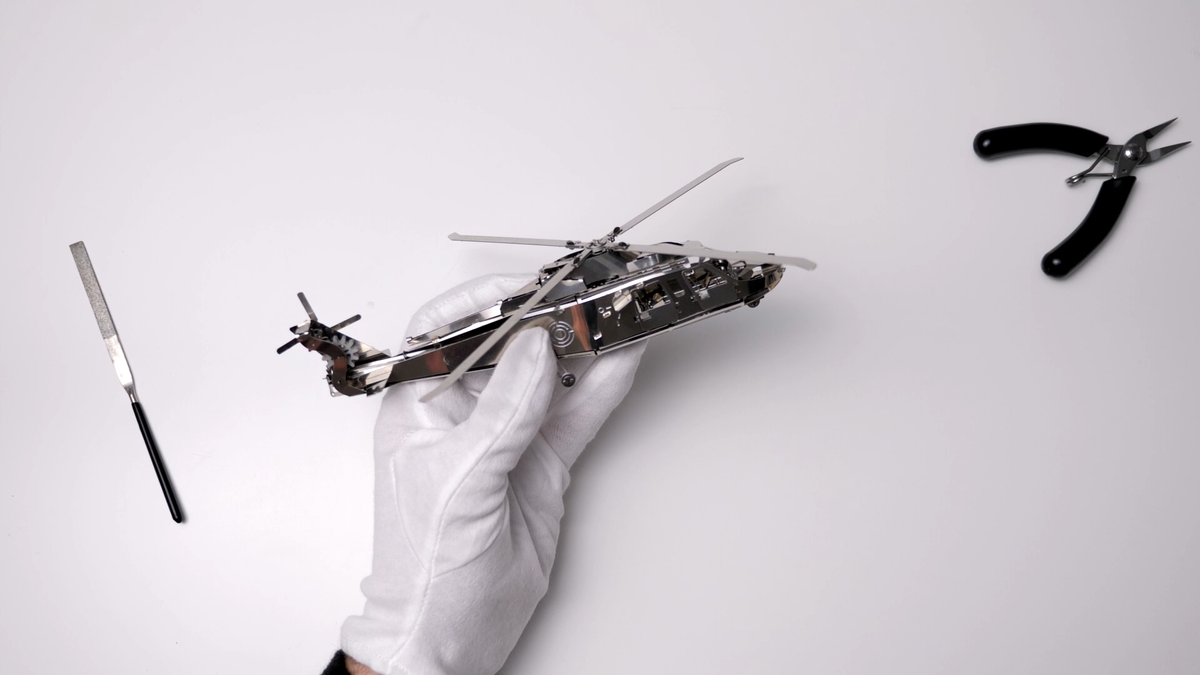 Metal Time Models - Lifting Spirit Helicopter