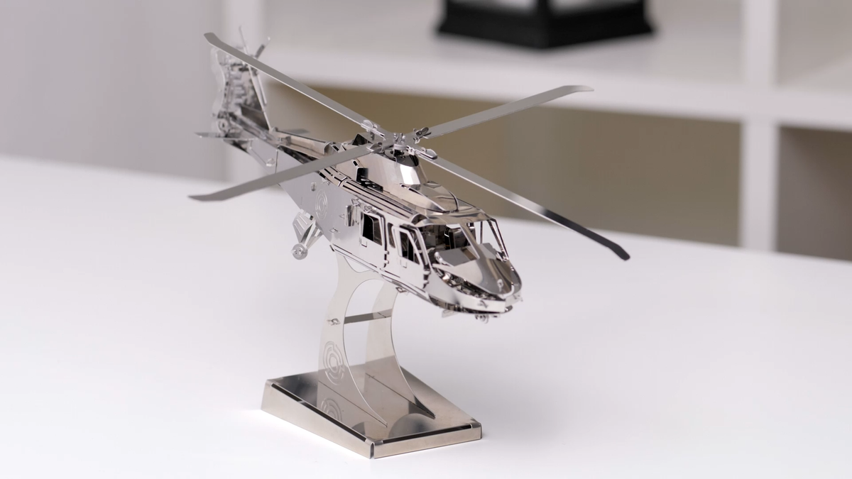 Metal Time Models - Lifting Spirit Helicopter