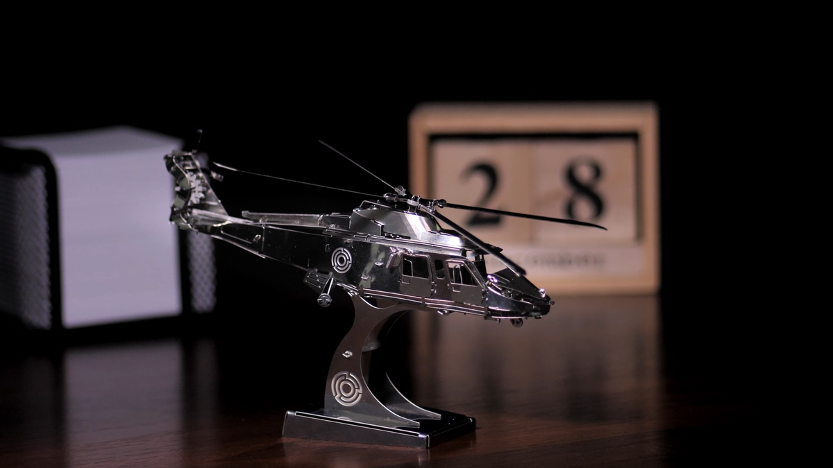 Metal Time Models - Lifting Spirit Helicopter