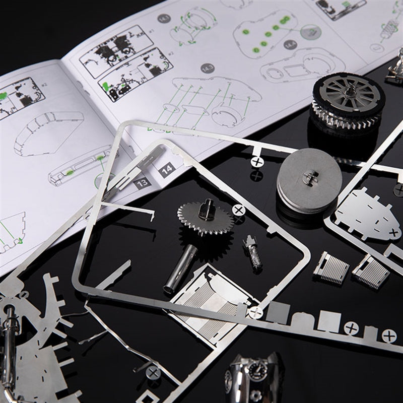 Metal Time Models - Roadway Fantasy Harley Motorcycle