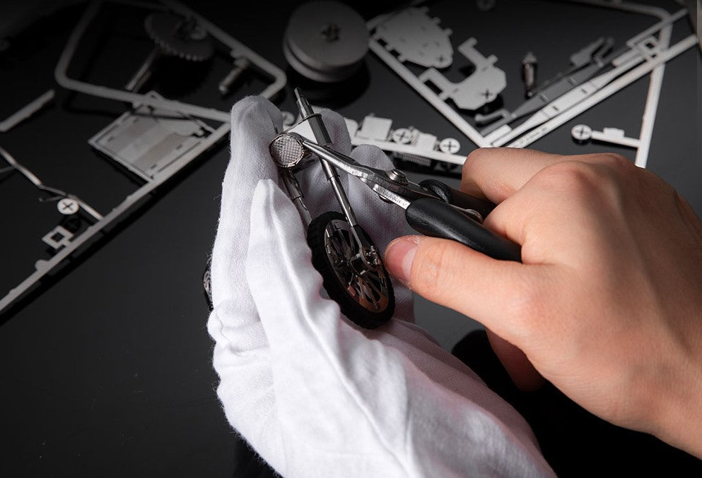 Metal Time Models - Roadway Fantasy Harley Motorcycle