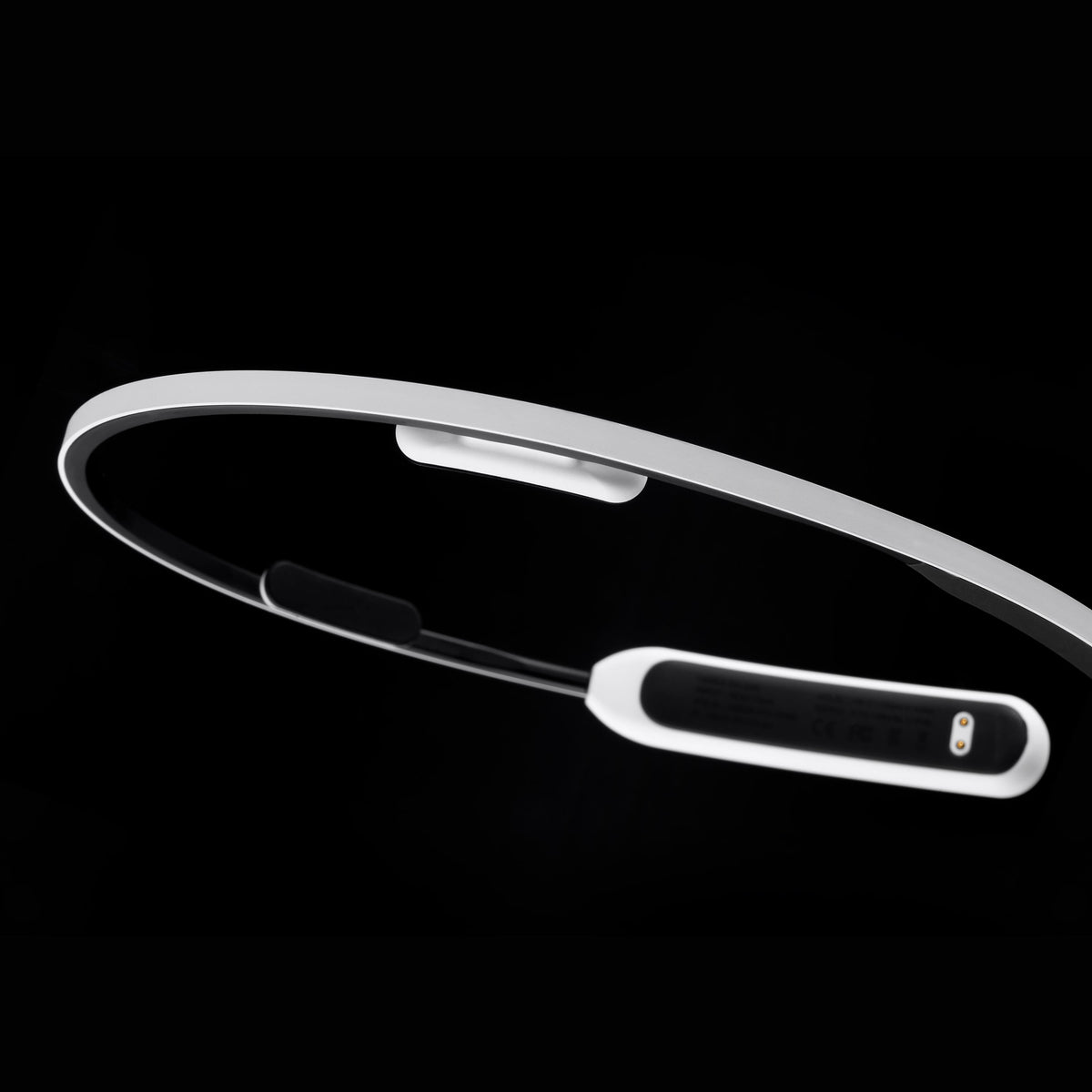 SLEEPAL – FEEL CAL, SLEEP DEEPER. THE WORLD'S FIRST CONTACTLESS BEDSIDE AI SLEEP SYSTEM