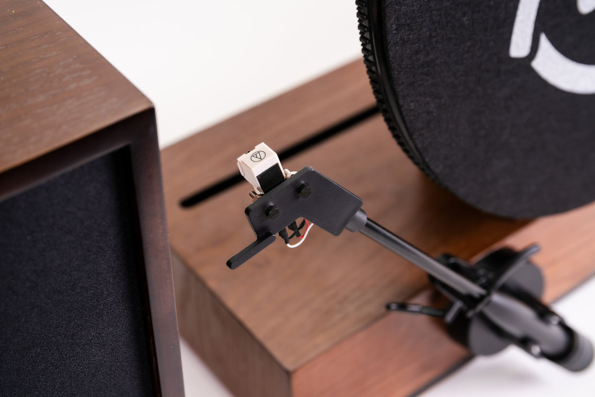 audio technica needle for record players on tone arm